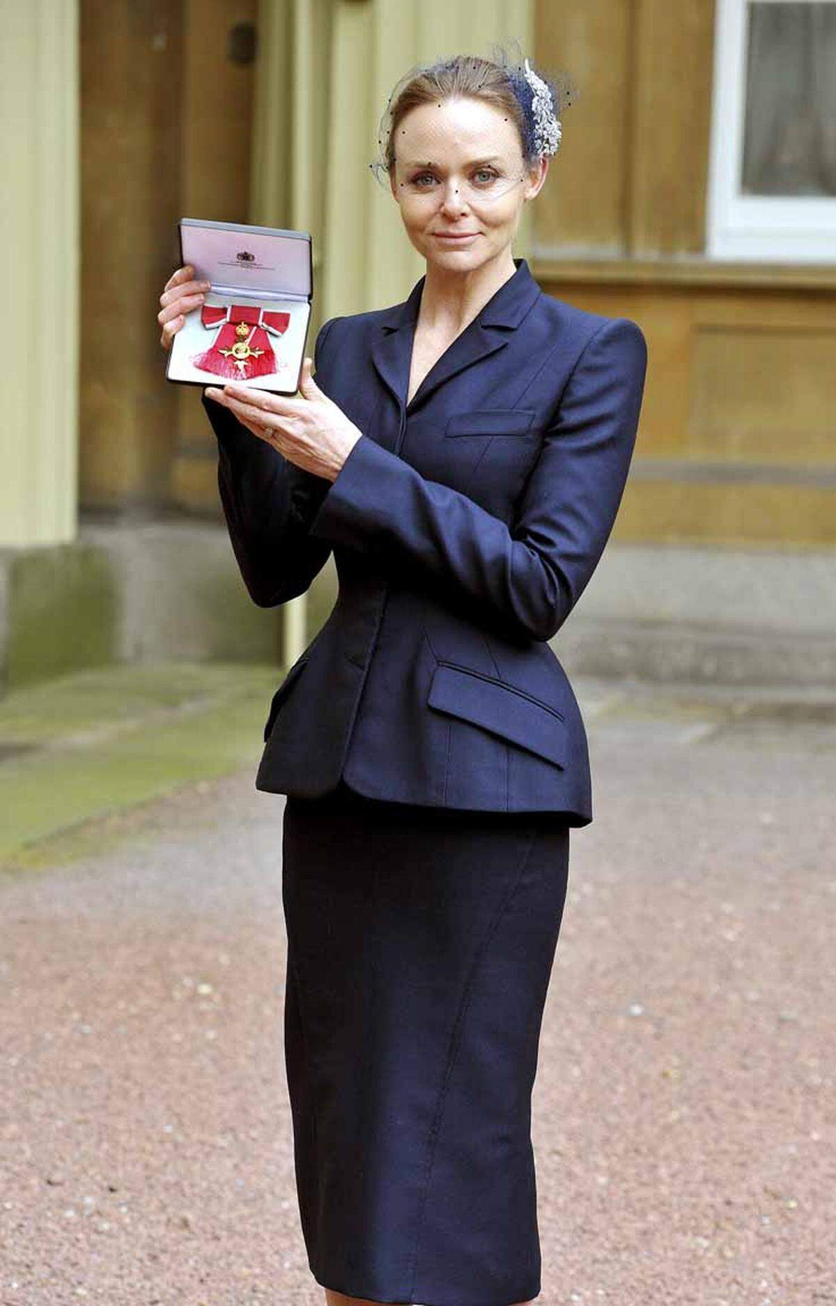 Als sie im März 2013 mit dem "Order of the British Empire" geehrte wurde, zeigte sie sich deutlich erschlankt.