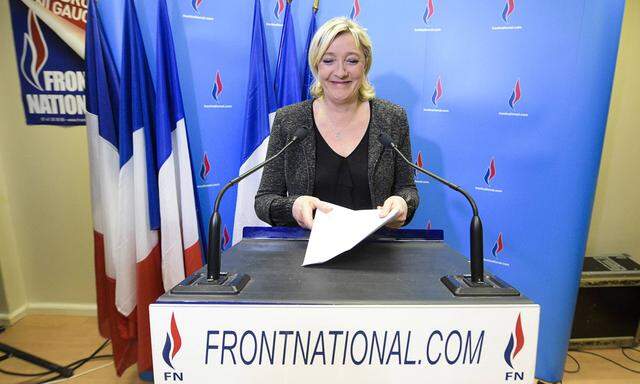 Marine Le Pen presidente du FN NEWS Allocution de Marine Le Pen Elections Municipales Paris