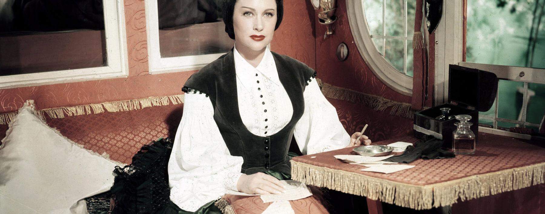 Das Leben von Lola Montez wurde auch verfilmt, unter anderem 1955 von Max Ophüls. Darstellerin war Martine Carol.