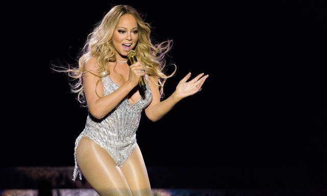 „I'm in love, I'm alive, intoxicated, flying high“: Mariah Carey in der Wiener Stadthalle.