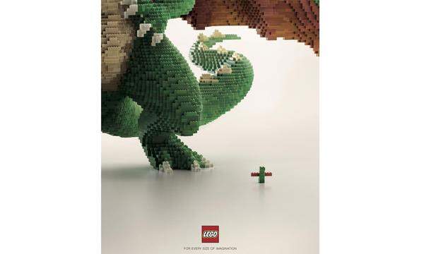 Ob es ein ganz großer Drache oder ein ganz kleiner ist? Zweitrangig. Lego wirbt mit dieser gelungen Kampagne in Thailand "For Every Size of Imagination".