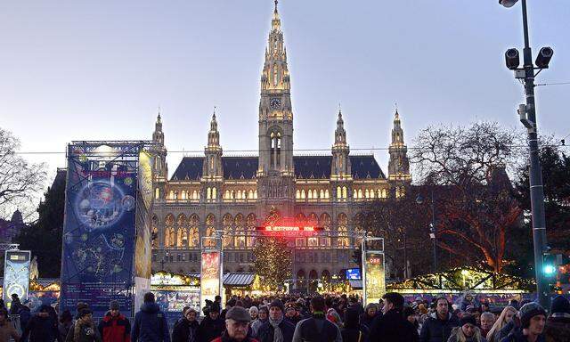 WIENER SILVESTERPFAD ZUM JAHRESWECHSEL 2016/2017