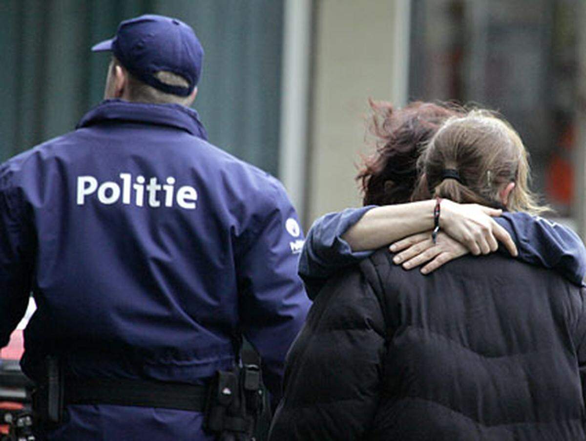 Eine belgische Kinderkrippe wurde am Freitag zum Tatort: Ein Mann stach wild um sich und tötete zwei Kinder und eine Frau.Der Vorfall ist kein Einzelfall: In der Vergangenheit kam es weltweit immer wieder zu Bluttaten und Geiselnahmen in Schulen und Kindergärten.