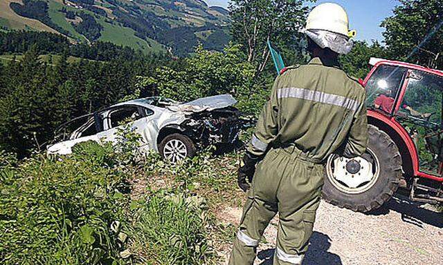 Drei Menschen kamen alleine bei diesem Unfall in Prochenberg (NÖ) ums Leben.