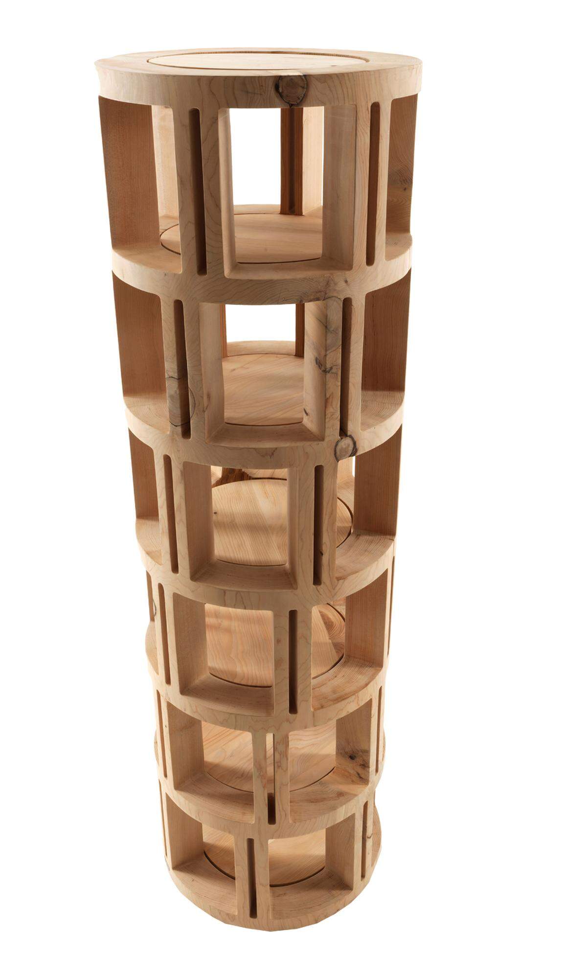 „Torre Lignea“, Zedernholz, Design von Michele De Lucchi &amp; Davide Riva, ab 5650 Euro, riva1920.it