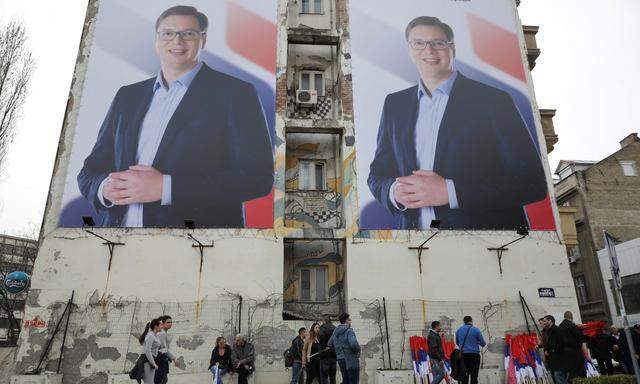 Wahlkampf in Serbien. Der mächtige Premier Aleksandar Vučić will am Sonntag neuer Staatspräsident werden. 