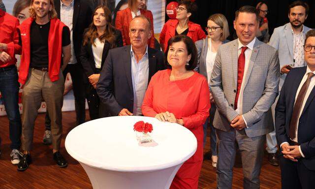 Die SPÖ um Chefin Gerstorfer gab sich am Abend betont zufrieden.