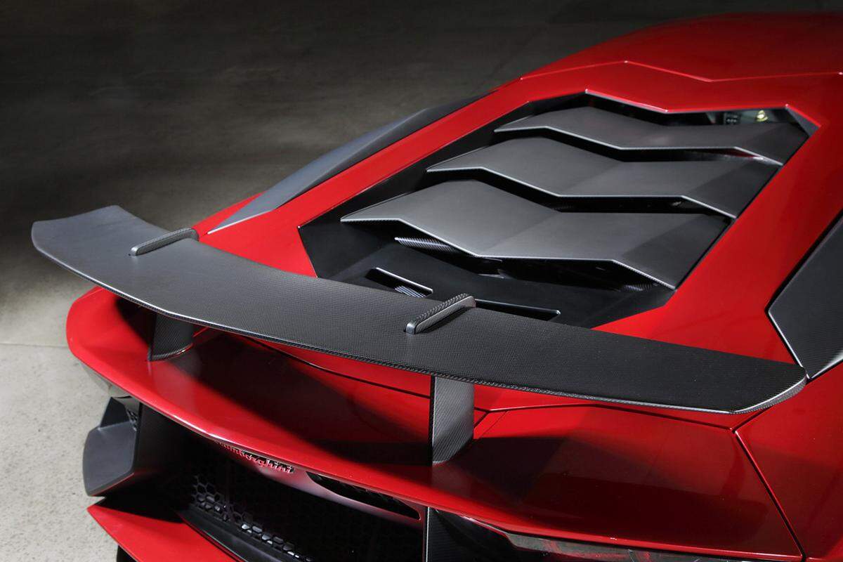 Der Superveloce ist damit das schnellste Auto aus dem Hause Lamborghini.