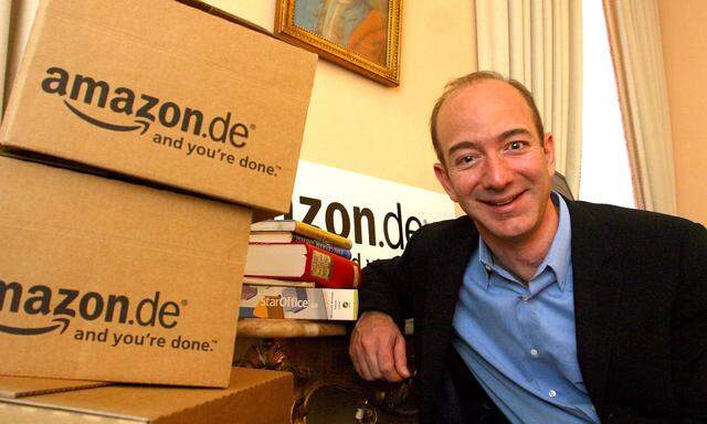 Jeff Bezos USA CEO des Internetbuchversandes amazon com anlaesslich eines Besuchs bei amazon de in
