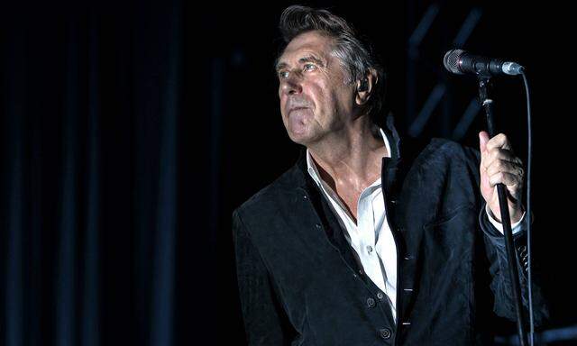 „Some thing that happened for the first time seem to be happening again“, sang er in „Where Or When“: Bryan Ferry beschwört auf seiner „Avonmore“-Tour vor allem große Popgeschichte, von seinem aktuellen Album bringt er kaum etwas. Heute (1. Juni) singt er in Graz.