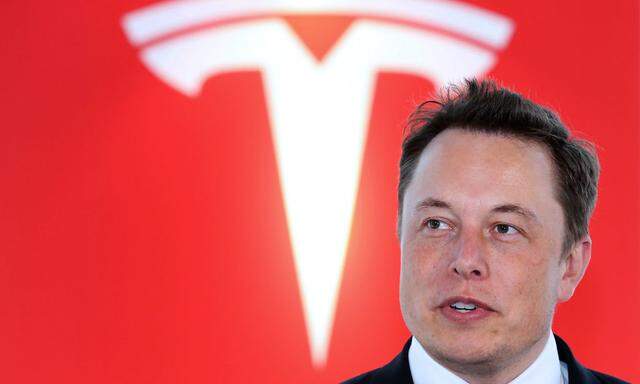 Tesla Motors Inc. Chief Executive Officer Elon Musk News Conference