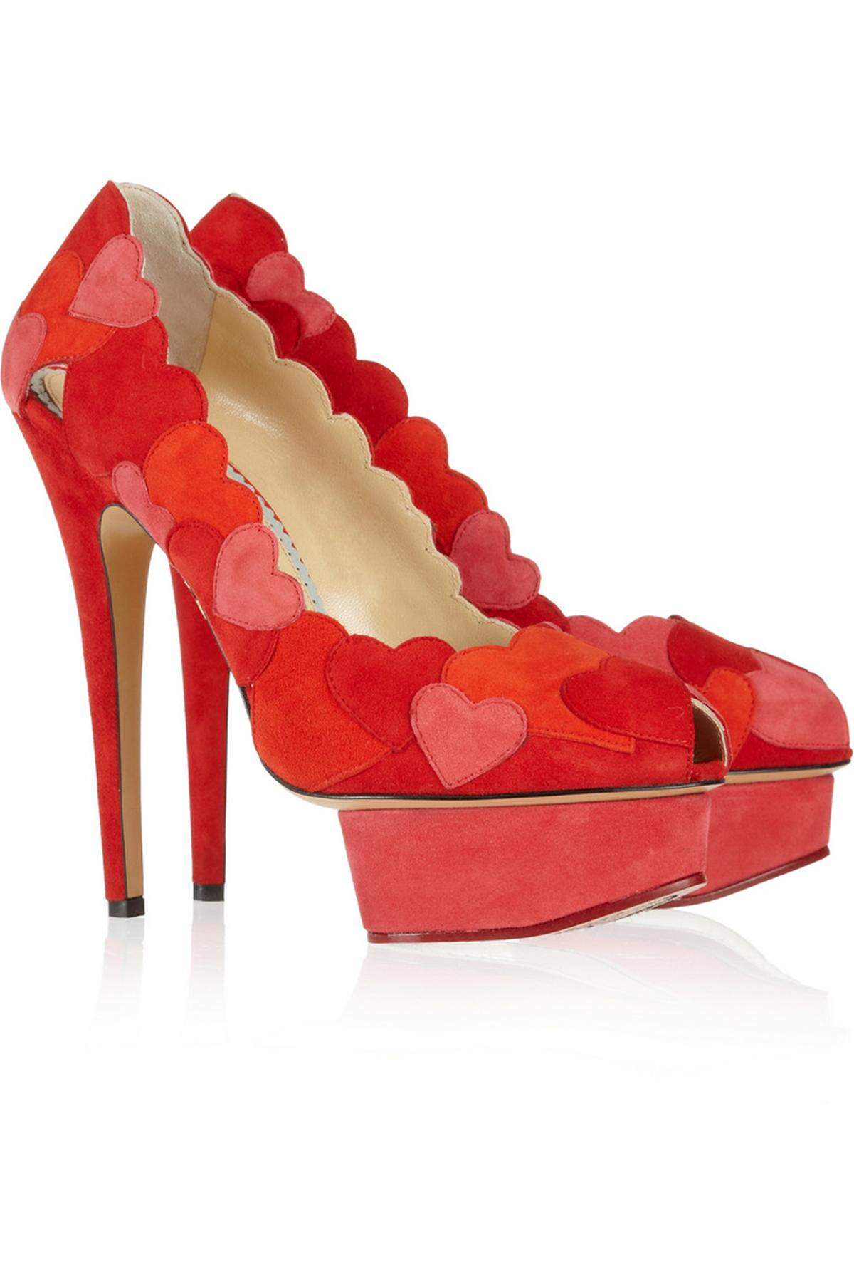 "Love me" High Heels von Charlotte Olympia, 1020 Euro.