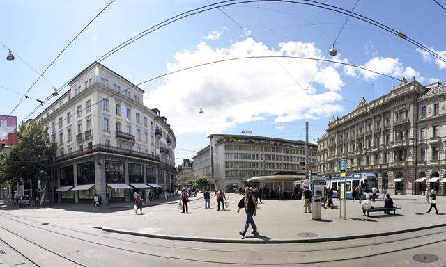 Bankenviertel in Zürich. Früher lockte dort – unter anderem – das strikte Bankgeheimnis.