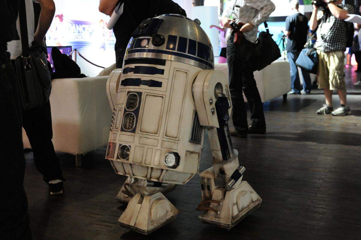 Ein herumrollender, lebensgroßer R2-D2 konnte an der Misere leider auch nichts mehr retten.