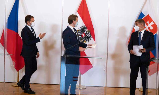 Bundeskanzler Sebastian Kurz und Amtskollegen bei einer gemeinsamen Pressekonferenz in Wien.