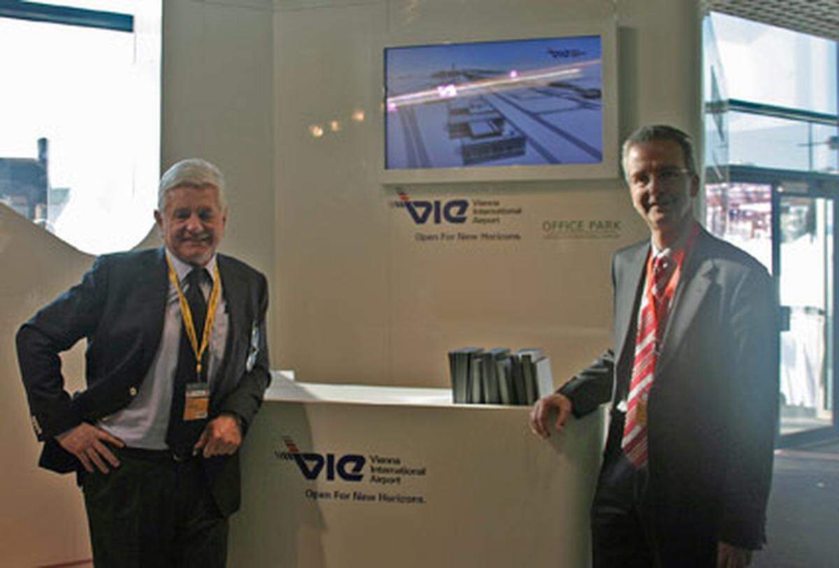 Michael Gabmann und Werner Hackenberg, Vienna International Airport