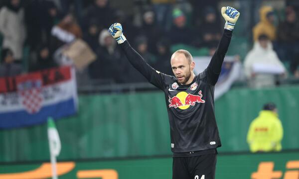 Torhüter Alexander Schlager ist mit ein Grund für Salzburgs Tabellenführung. Er kassierte nur zehn Gegentore in der Liga.