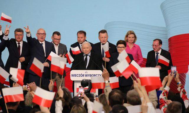 Oppositionschef Jaroslaw Kaczyński ließ sich feiern.  