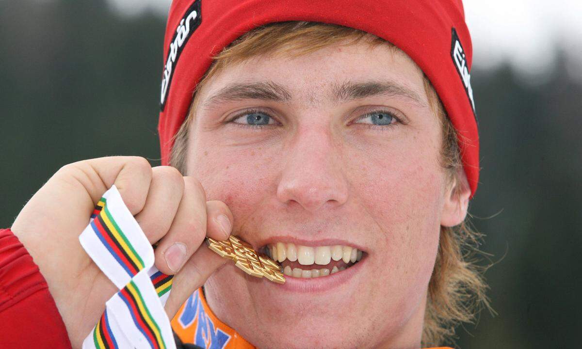 2007 gewann er bei der Junioren-WM in Altenmarkt/ Zauchensee RTL-Gold. Es war der Beginn einer großen Karriere.