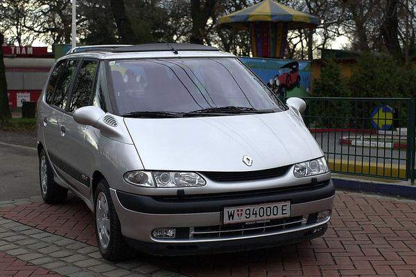 "Ein Renault Espace ist wohl die beste Großraumlimousine. Das kommt der Aussage gleich: "Ich hab Syphilis, die beste unter den Geschlechtkrankheiten"."