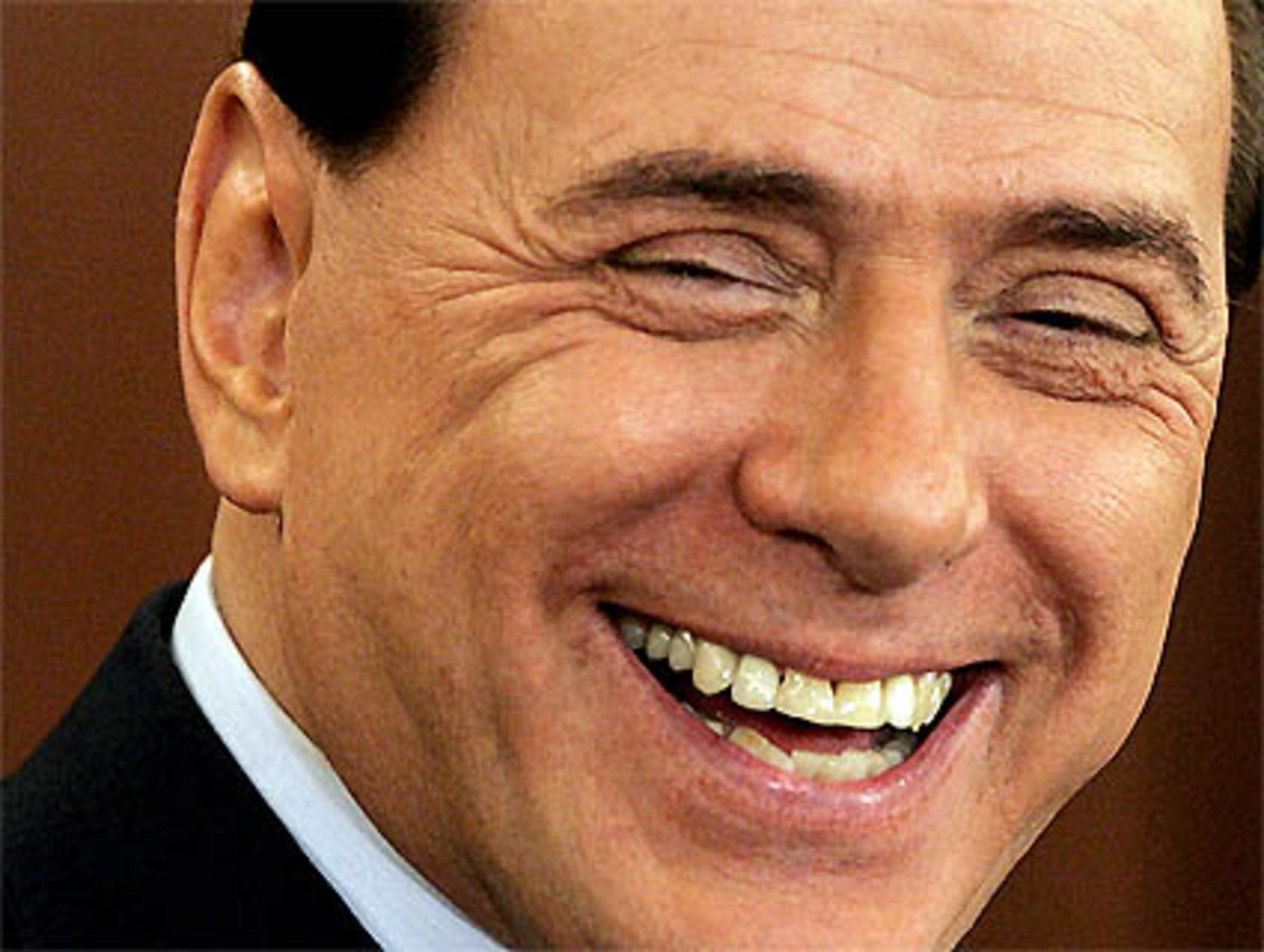Nur knapp hinter dem Papst: Italiens Ministerpräsident Silvio Berlusconi