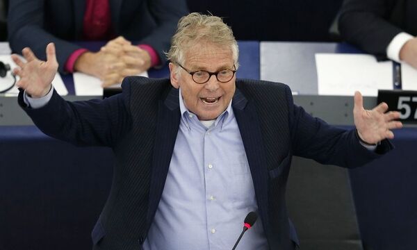Daniel Cohn-Bendit bei seiner letzten Rede vor dem EU-Parlament in Straßburg Mitte April.