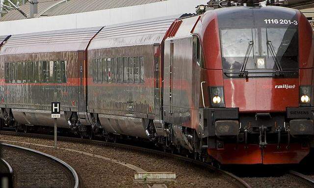 Siemens liefert 16 railjet-Züge an Tschechien und will den Verkauf in CEE-Läner intensivieren.