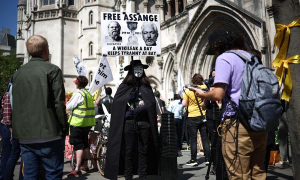 „Free Assange“: Anhänger Assanges demonstrieren für dessen Freilassung in London.