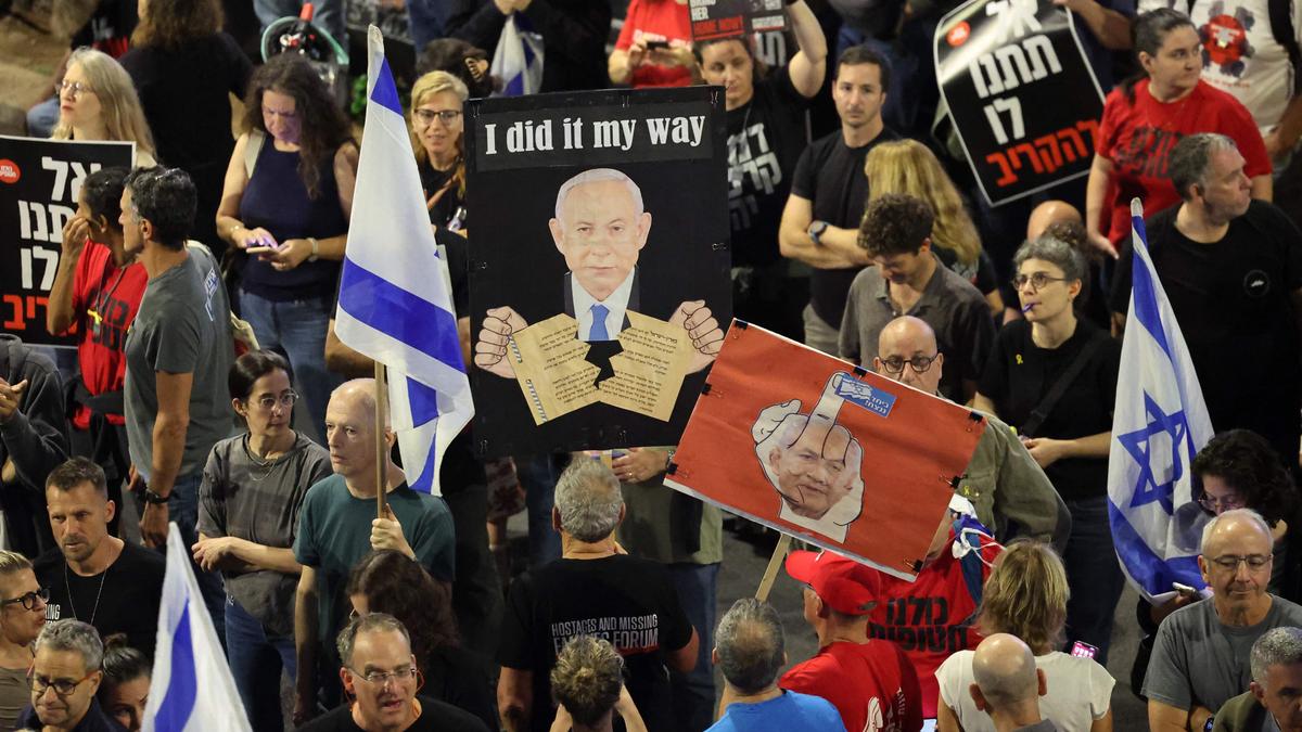 Ist der israelischen Regierung ihr eigenes Überleben wichtiger als das der Geiseln? Der Zorn auf Netanyahu ist teils groß.