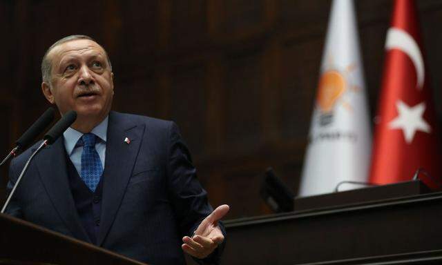 "Kenne deine Grenzen", drohte Erdogan.