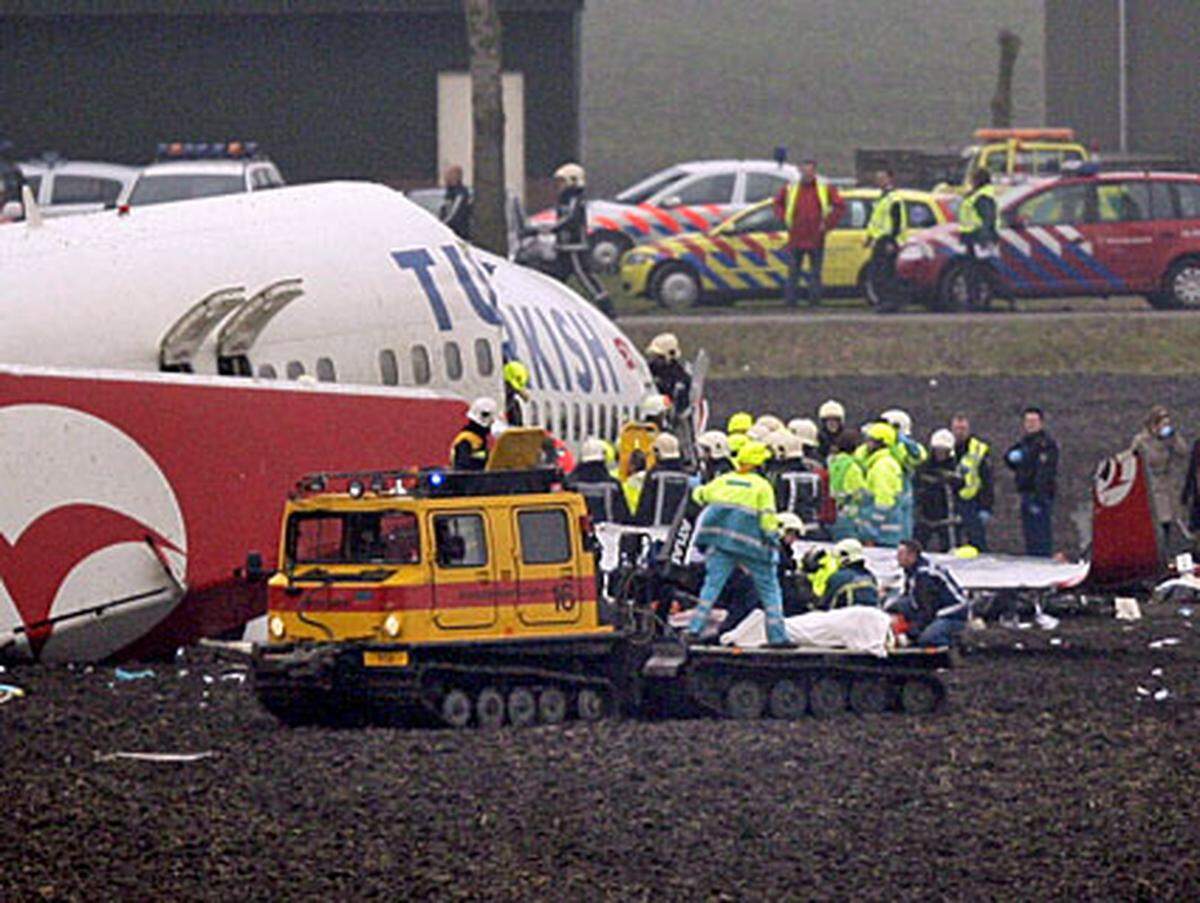 An Bord waren 127 Passagiere und sieben Besatzungsmitglieder, darunter laut türkischem Verkehrsministerium 78 Türken.