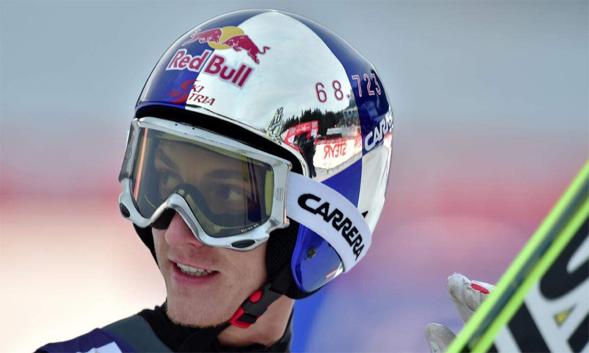 Matti Nykänens Rekord von 46 Weltcupsiegen übertraf Gregor Schlierenzauer im Februar 2013. In der WM-Bestenliste liegt Schlierenzauer mit sechs Gold- und drei Silbermedaillen auf Platz drei.