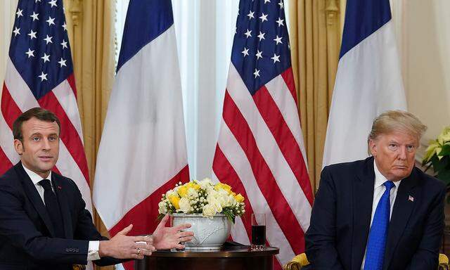 Zukunft der Nato, Umgang mit Terroristen, Digitalsteuer und Strafzölle: Frankreichs Staatschef Emmanuel Macron und US-Präsident Donald Trump lieferten sich bei ihrem Treffen am Rande des Londoner Nato-Gipfels über alle diese Streitfragen einen scharfen verbalen Schlagabtausch.