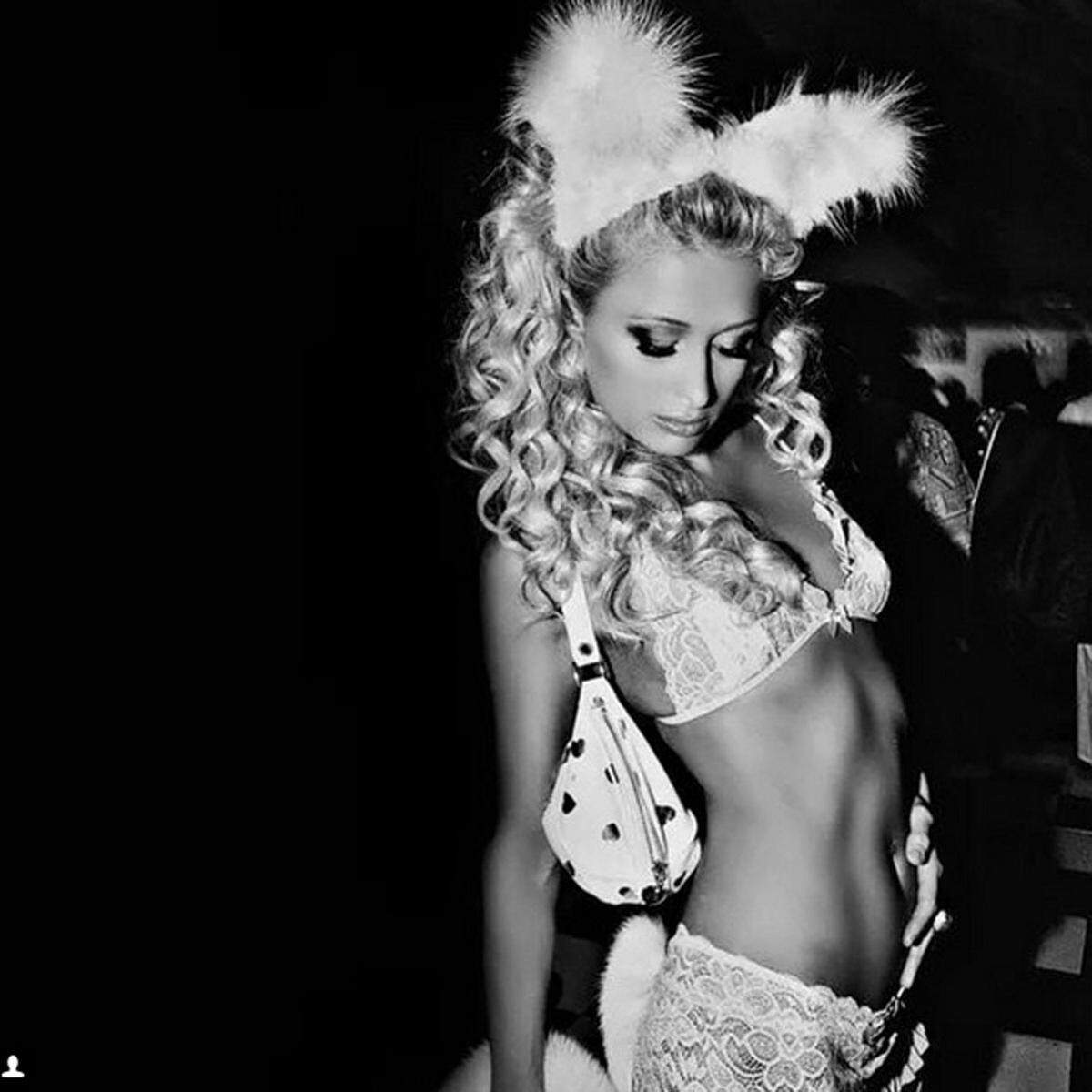 Als "Sexy Bunny" zeigte sich Paris Hilton.