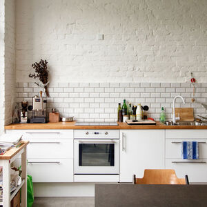 In Europa wird Wohnen bei der Berechnung der Inflation viel niedriger gewichtet als in den USA. 