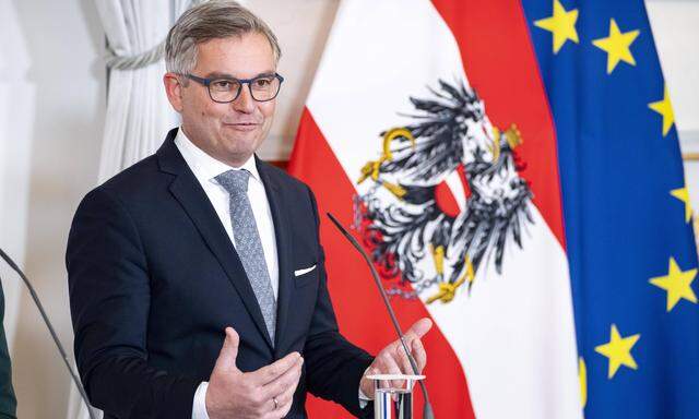„Noch keine Einigung mit dem Vizekanzler“: Finanzminister Magnus Brunner (ÖVP) will bei den Grünen „für Verständnis werben“