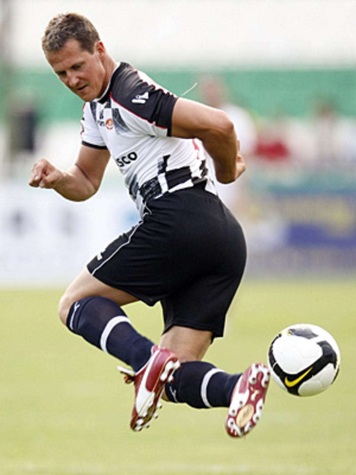 Die meisten Saison-Siege:1. Michael Schumacher 13 (2004)2. Michael Schumacher 11 (2002) und  Sebastian Vettel (2011) 4. Michael Schumacher 9 (1995, 2000, 2001) und Nigel Mansell (1992)