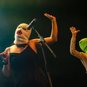 Mitglieder der russischen Band Pussy Riot. 