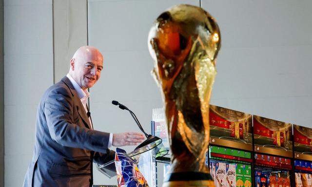 Official World Cup Trophy appears at FIFA/Frito Lay news conference ahead of 2026 World Cup