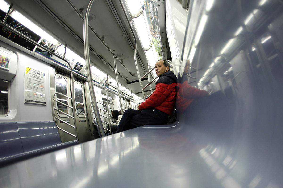 Die U-Bahnen stehen mittlerweile still. Am Sonntag Abend fuhren die letzten Züge ihre Routen ab.