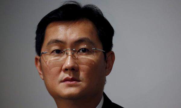 Ebenfalls neu unter den Top 20 ist Ma Huateng, Chairman and CEO des chinesischen Internetriesen Tencent Holdings. Die populäre Messaging-App WeChat hat knapp eine Milliarde User. Der 46-jährige Huateng ist mit einem Vermögen von 45,3 Milliarden Dollar nunmehr der reichste Chinese.  