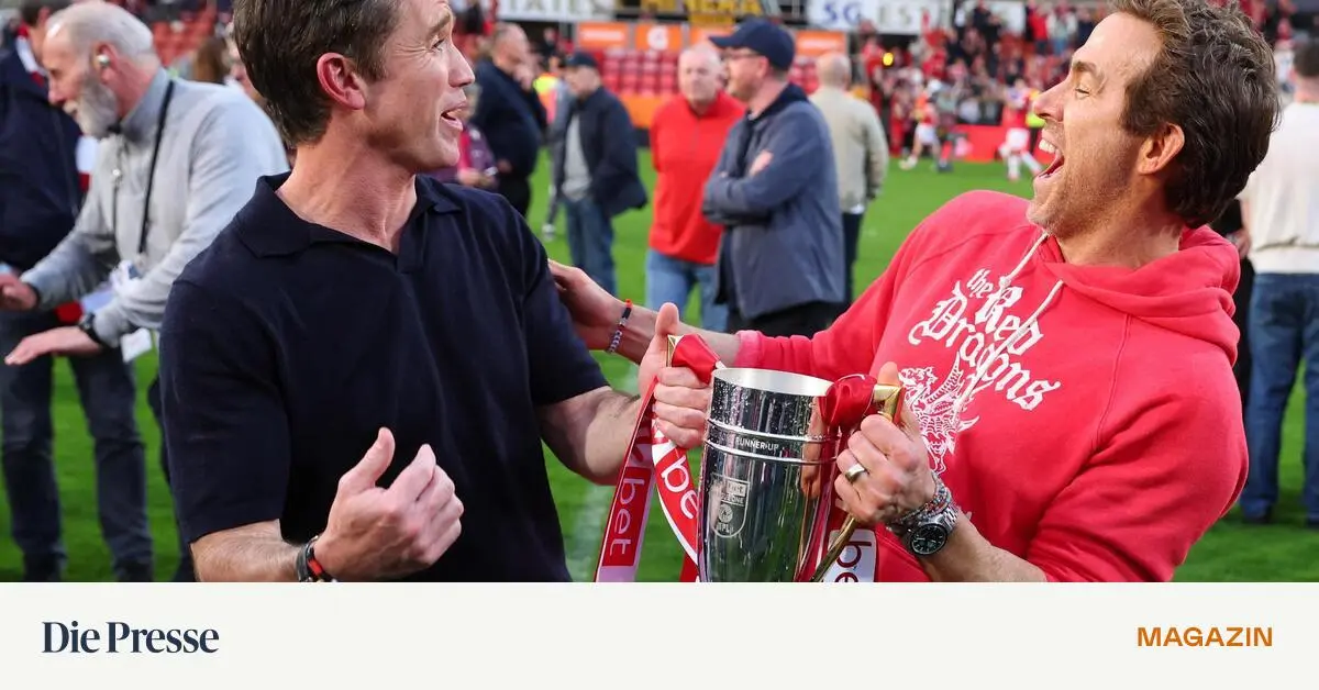 AFC-Wrexham-Der-FC-Hollywood-auf-dem-Sprung-in-die-Premier-League-premium-