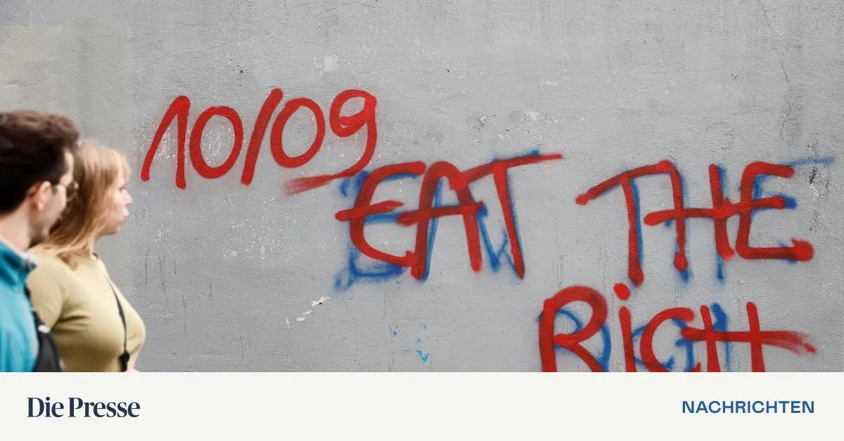 Europa-und-die-Schulden-Rote-Tinte-so-weit-das-Auge-reicht-premium-