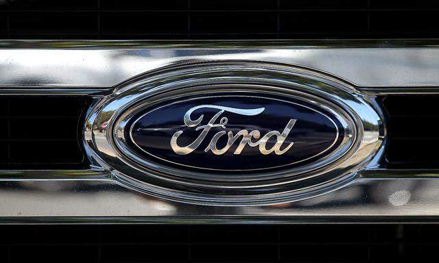 FILES-US-AUTOMOBILE-EARNINGS-FORD