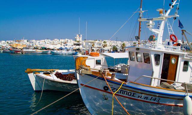 Paros