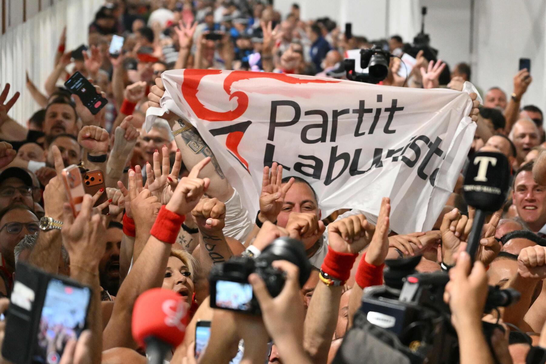 Hochrechnung: Regierende Labour Party in Malta gewinnt Parlamentswahl
