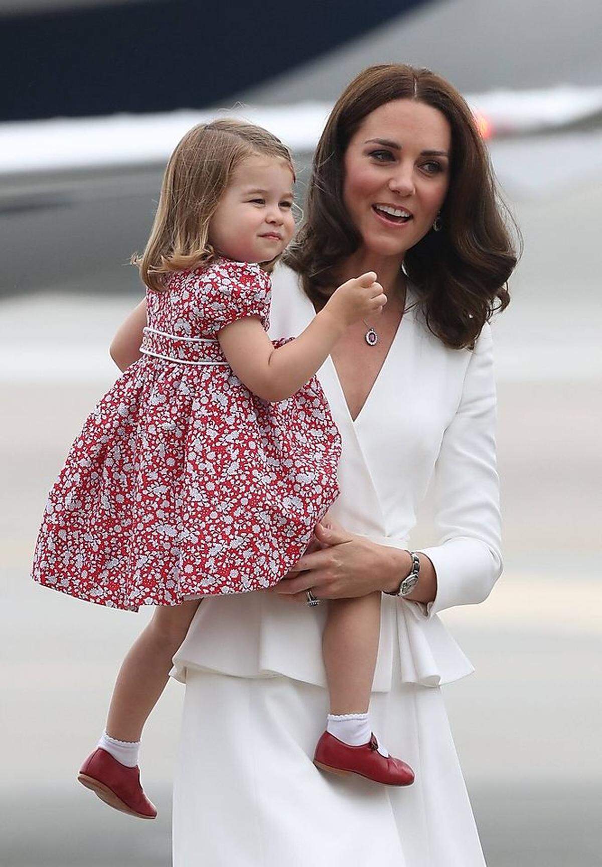 ...und Prinzessin Charlotte. Sie erhielt im Andenken an ihre Großmutter den Namen Charlotte Elizabeth Diana.