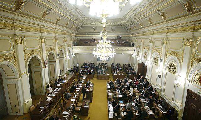 Das Parlament in Prag auf einem Archivbild