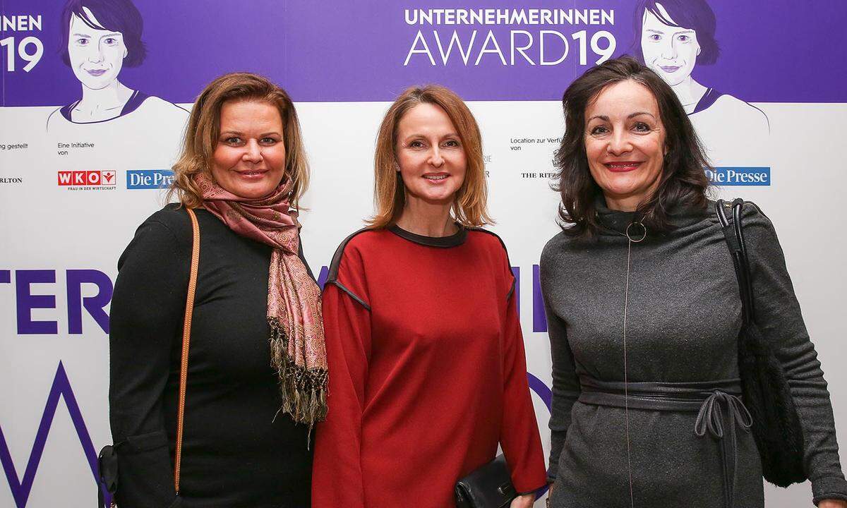Ursula Tuczka, Gründerin und Präsidentin des Metropolitain Art Club, Eva Komarek, Award-Initiatorin, Patricia Padilla, Gründerin von Angels at Work