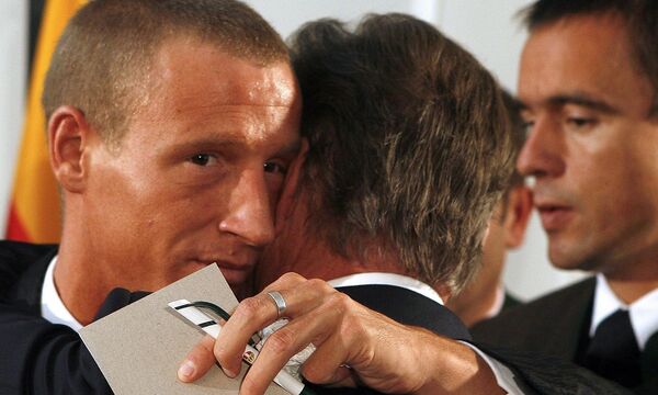 LH JOERG HAIDER BEI VERKEHRSUNFALL UMS LEBEN GEKOMMEN